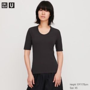 🍉NWT Uniqlo WOMEN U FITTED SHORT-SLEEVE T blk